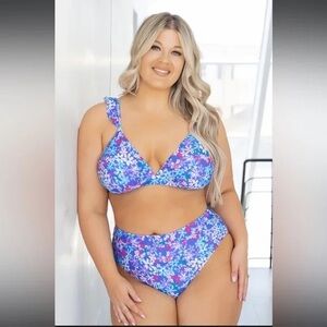 NWT Sundry Daisy Bikini